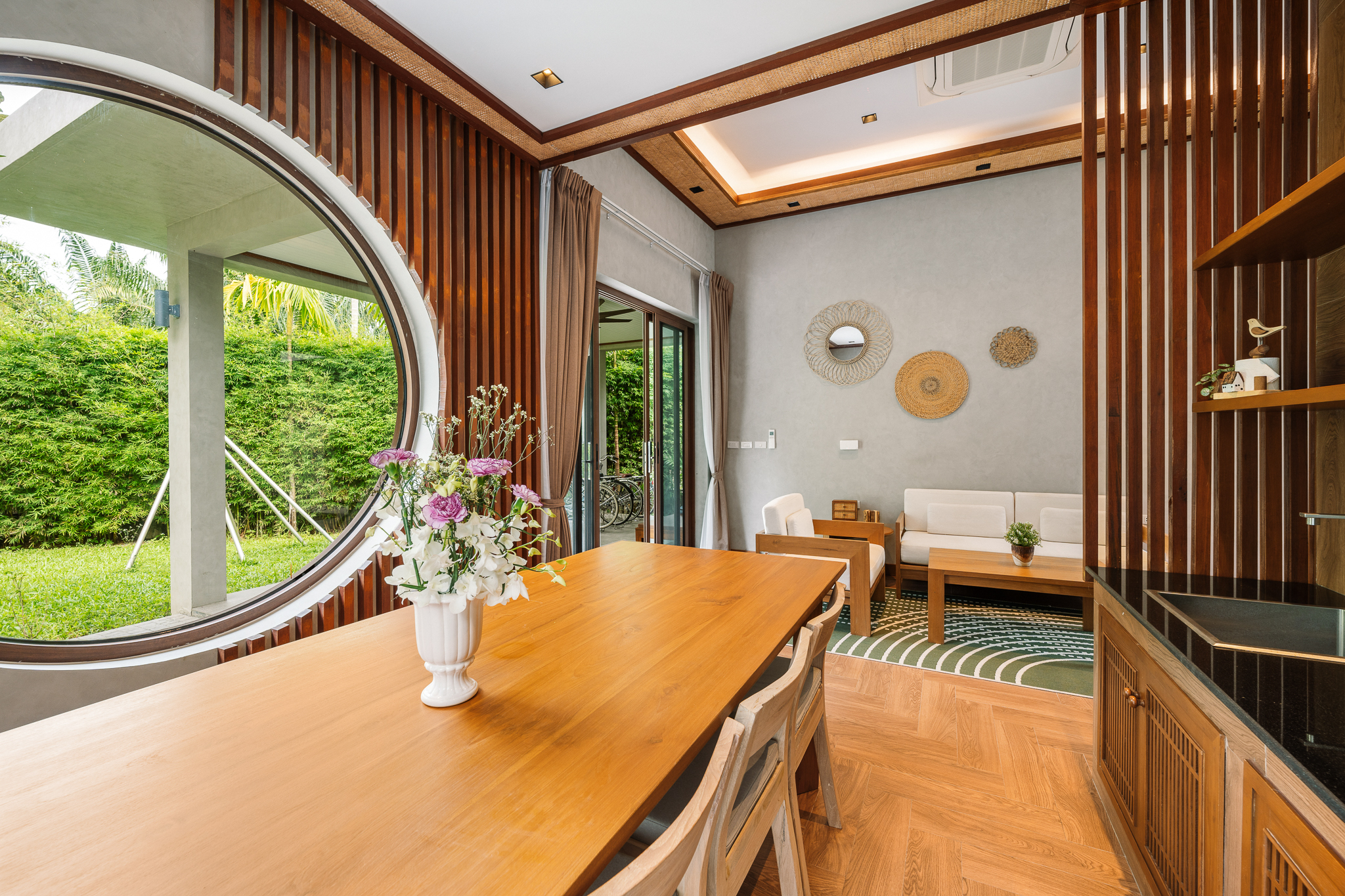 Photographer Nikonorov -2.jpg